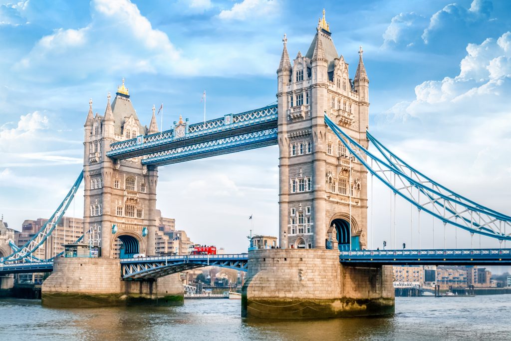 Londra Tower Bridge giorno