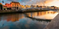 dublino Ha Penny bridge tramonto riflesso