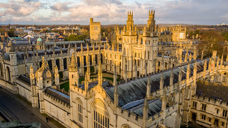 Oxford Università online dating Studio