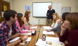 classe di corso alla scuola st. Giles di Brighton