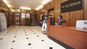 Hall dell scuola st. Giles di London Central