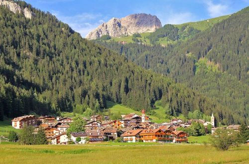 trentino-canazei-paesaggio