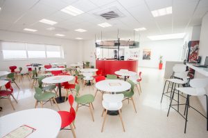 Caffetteria e mensa della scuola ATLAS di Malta dove si terranno i corsi di lingua INPS per esame Cambridge ESOL con inter-studioviaggi