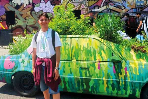 Toronto Island Park, Art Gallery Ontario, Royal Ontario Museum, Hockey Hall of Fame, Ripley’s Acquarium saranno il set di questo viaggio alla scoperta di Toronto