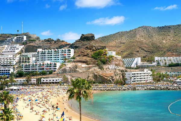 Spiaggia Amadores, Teror, Puerto de Mogan, Spiaggia Maspalomas saranno il set di questo viaggio alla scoperta di Gran Canaria