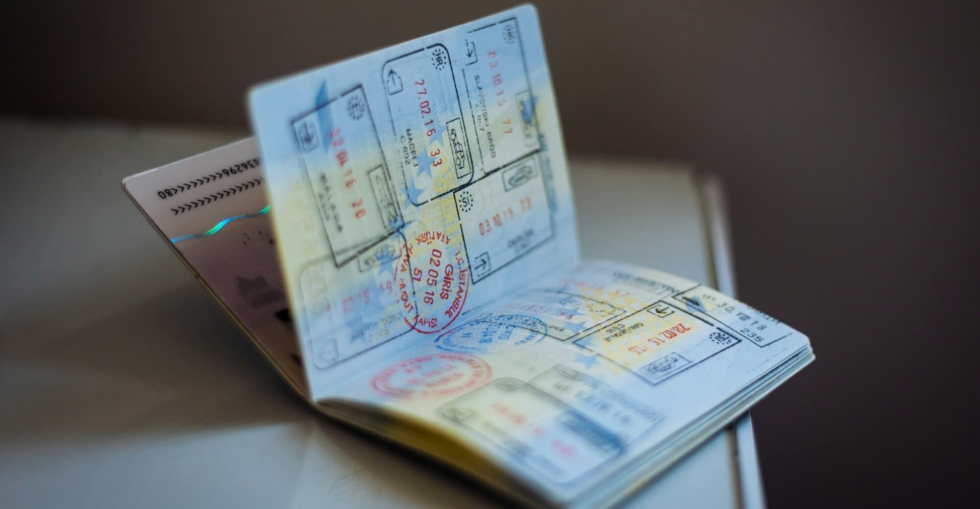 Consigli utili - Documenti e Visti da Preparare per le vacanze studio fuori Europa