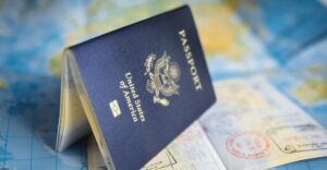 Se stai per partire per una vacanza studio e la tua meta è negli Stati Uniti, nel Regno Unito o in Canada, ti servirà un visto, scopri come fare: ESTA, ETA ed eTA