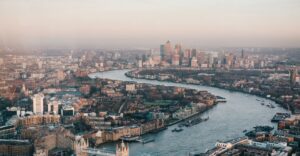 La guida chiara e aggiornata ai prezzi per una vacanza studio in Inghilterra