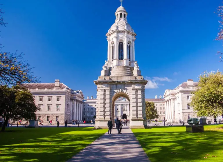 preview-independent-dublino-famiglia-Mercy-College