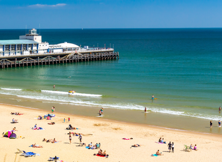 Vivi il tuo independent program in Inghilterra a Bournemouth