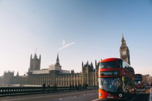 Scopri le nostre vacanze studio Estate INPSieme a Londra, Guildford e Uxbridge