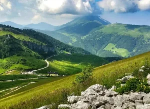 Vivi la tua Estate INPSieme in Italia con il programma a Monte Baldo - English