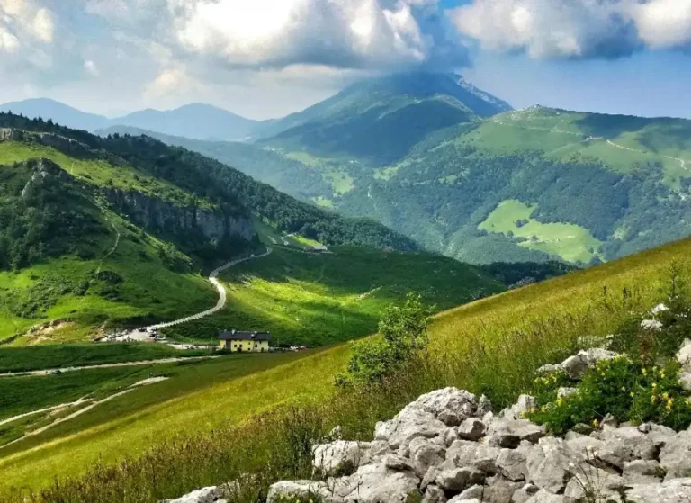 Vivi la tua Estate INPSieme in Italia con il programma a Monte Baldo - English