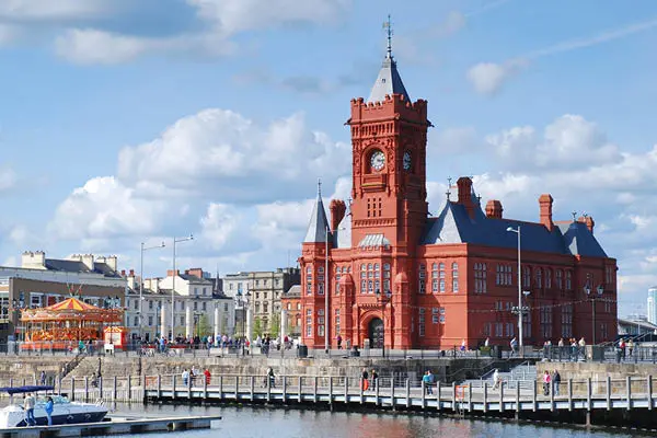 Cardiff Bay & Senedd
