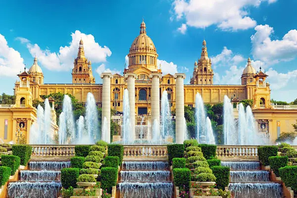 Escursione a Montjuic e Fuentes Magicas a Barcellona